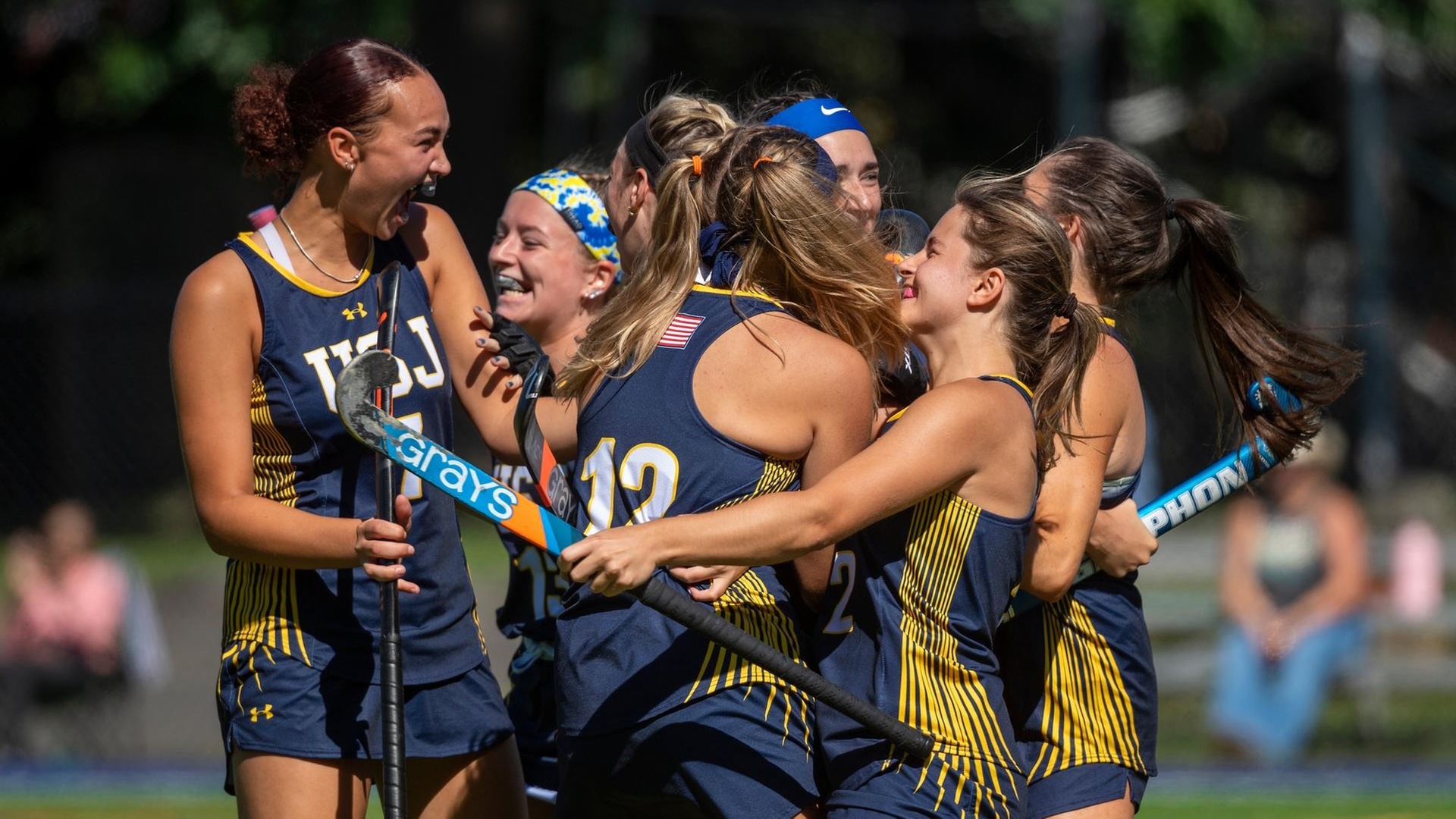 Field Hockey Wins Regular-Season Finale at Albertus Magnus, 1-0