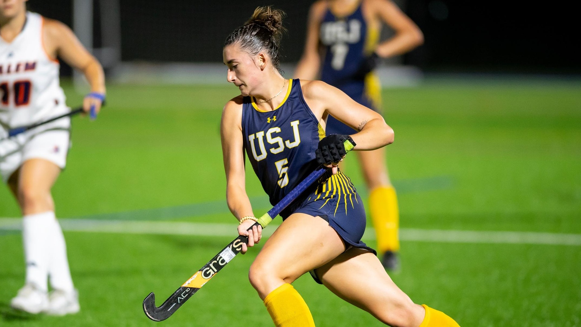 Field Hockey Drops GNAC Contest at Home to Simmons, 3-1