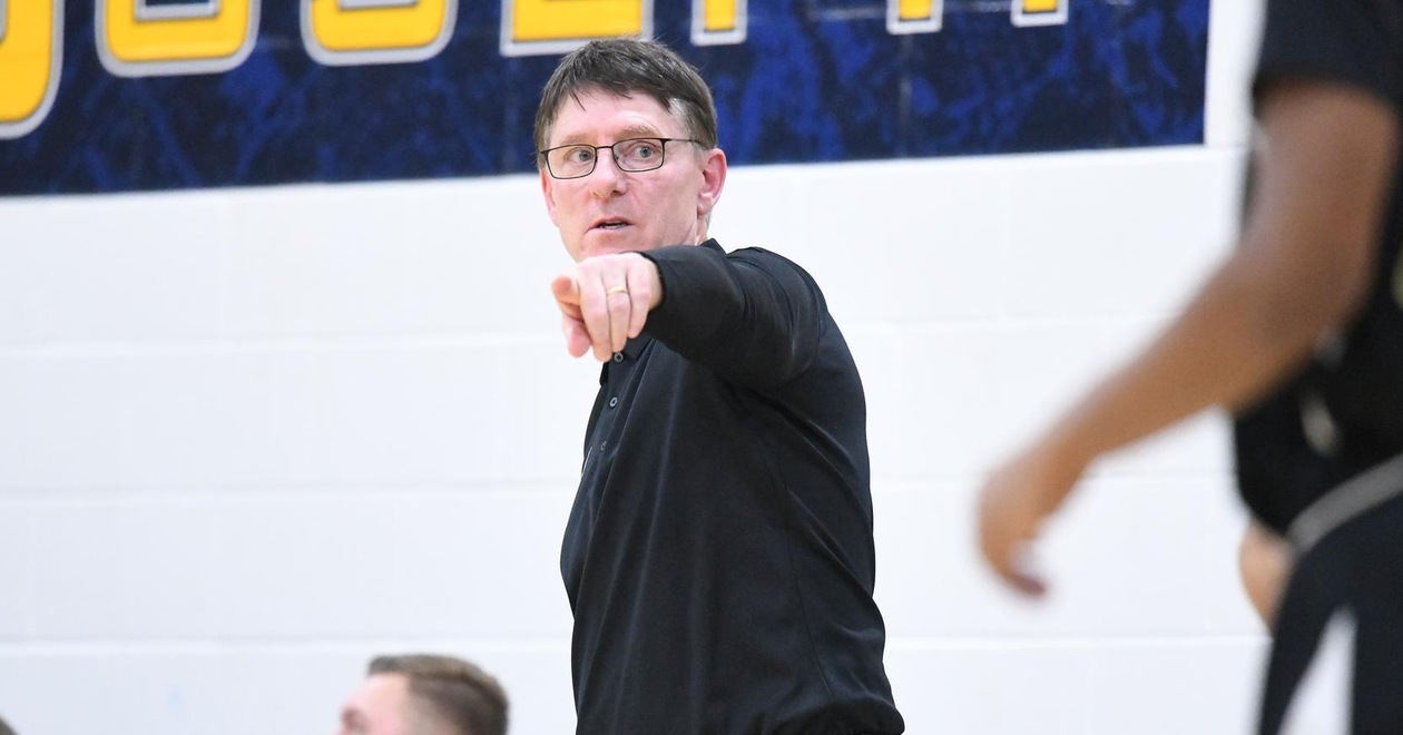 Miller Era Opens With Top-25 Triumph Over No. 11 Tufts, 75-62