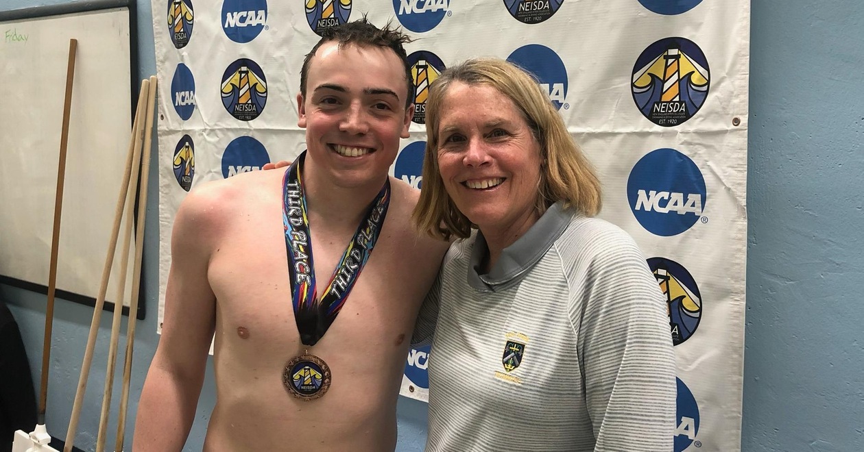 Men's Swim & Dive Finishes Fifth At 2022 NEISDA Championships