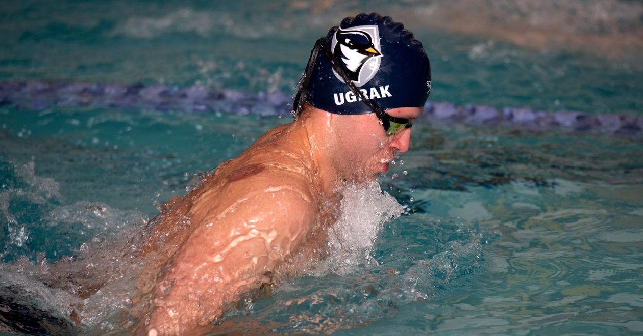 Men's Swimming & Diving Defeats UNE, Narrowly Falls to Regis in 2022-23 Season Opener