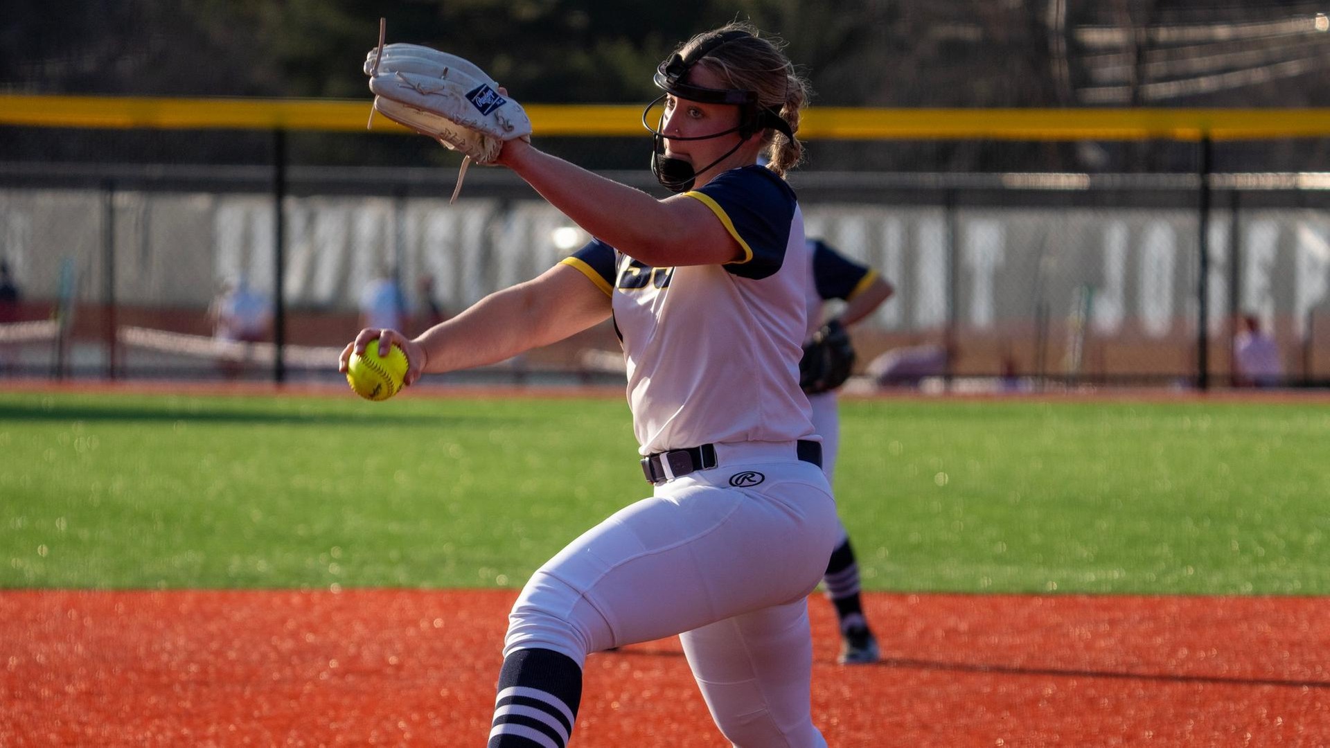Softball Sweeps Doubleheader at Massachusetts Maritime During Non-Conference Finale