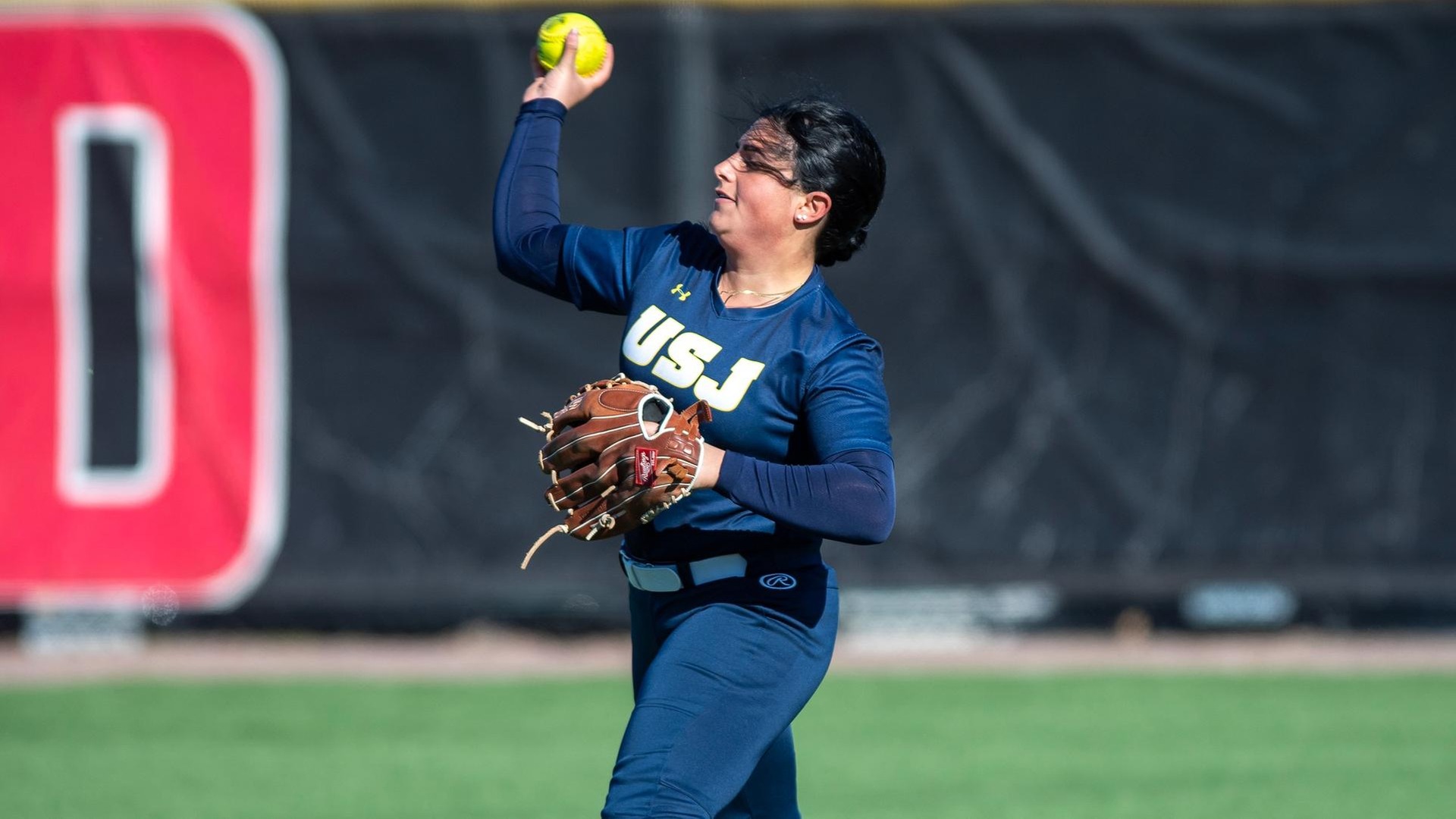 Softball Splits Doubleheader at Home With John Jay College Tuesday