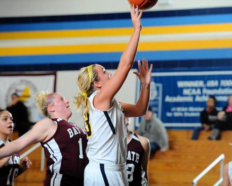 Eastern Basketball Defeats USJ, 98-53
