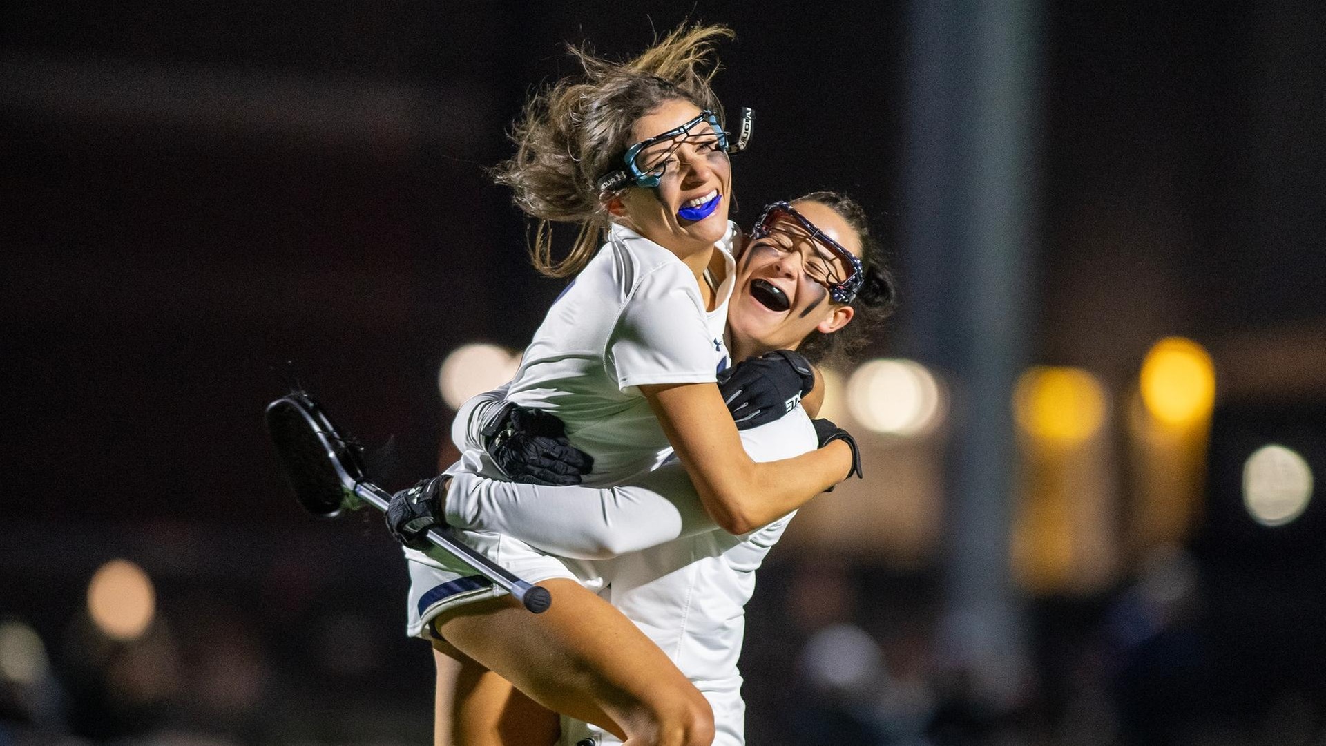 Dinger Nets 100th Career Goal, Women's Lacrosse Dominates Castleton, 21-9