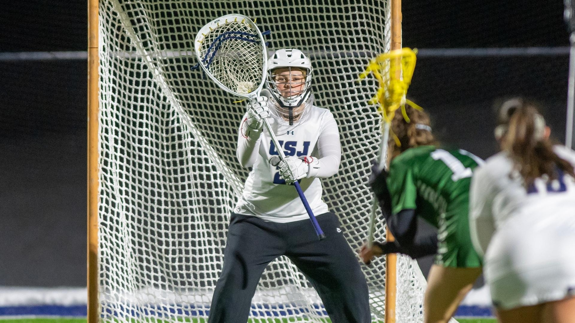 Stringer Named GNAC Goalkeeper and Rookie of the Year During Year End Awards