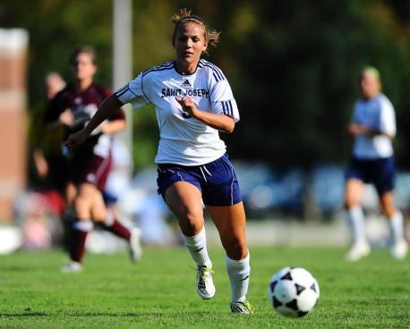 Soccer Battles Back for 2-1 Win at Mount Ida