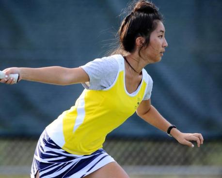 Tennis Edged by MCLA, 5-4