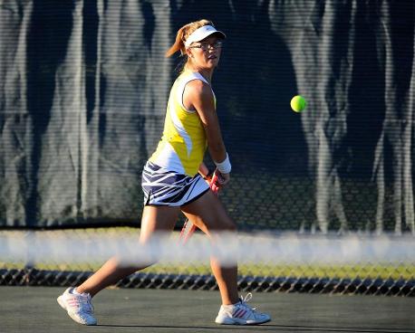 Tennis Edged by Anna Maria, 5-4